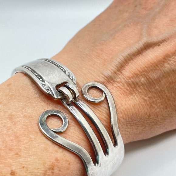 Silver Fork Bracelet! - Picture 4 of 11